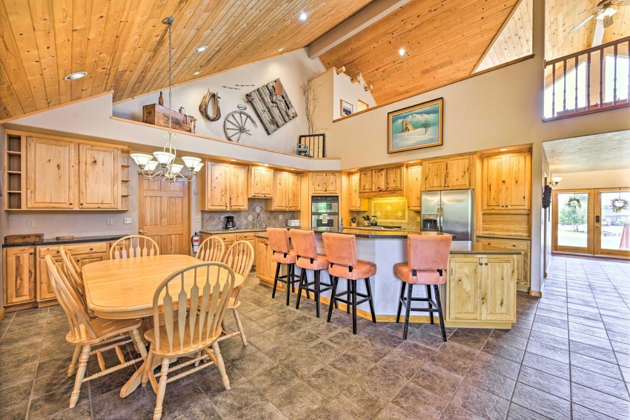 Charming, Spacious And Pet-Friendly Buena Vista Home Kültér fotó